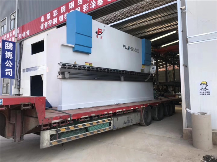 320噸300噸270噸250T數(shù)控折彎機(jī)價(jià)格
